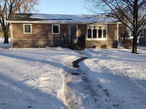 842 Western Ave, Madison, MN 56256