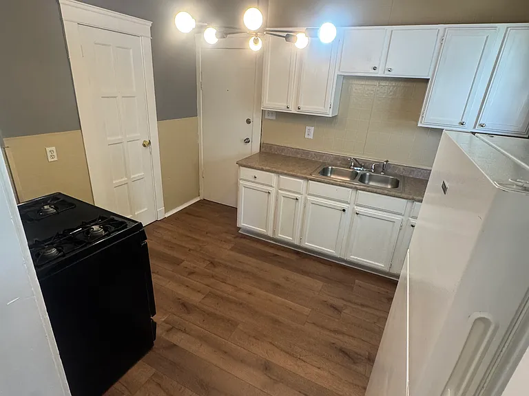 13605 Gainsboro Ave #2 — Photo 9
