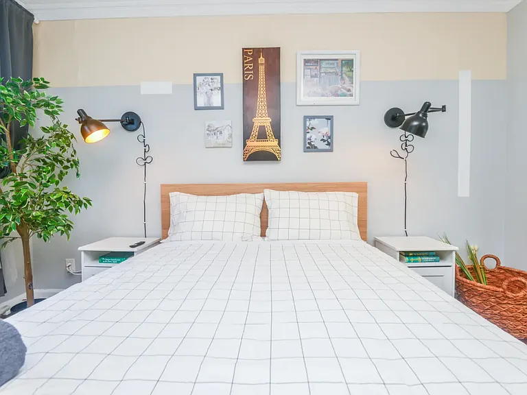 2042 S Corning St #D3 — Photo 1