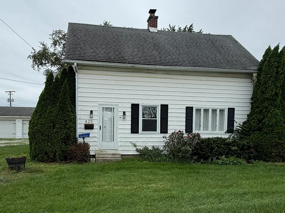 425 Oak Ave