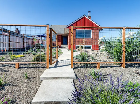 1020 E 9th St., Port Angeles, WA 98362