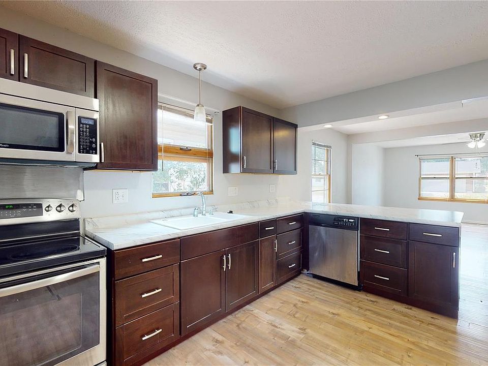 321 N 1st St, Breese, IL 62230 MLS 23029079 Zillow