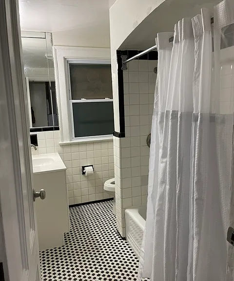 1072 Ellicott St — Photo 7