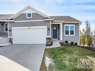 2880 Tributary Dr, Rockford, MI 49341