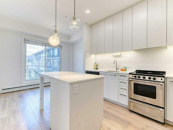 3rd image of 76 Cornerstone Ave NE #1322