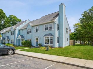 52 Colonial Ct, Jackson, NJ 08527