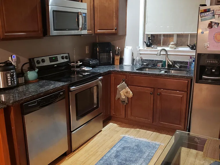 211 E Chase St #1 — Photo 6