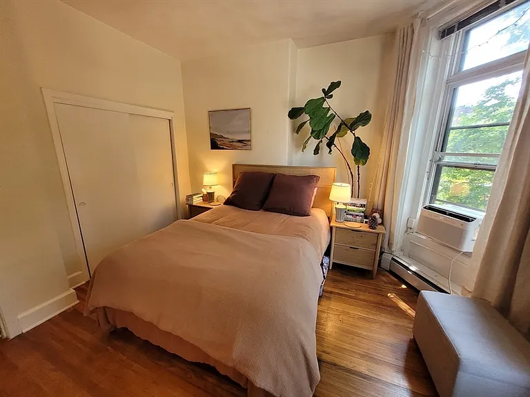 30 Holyoke St #2 — Photo 19