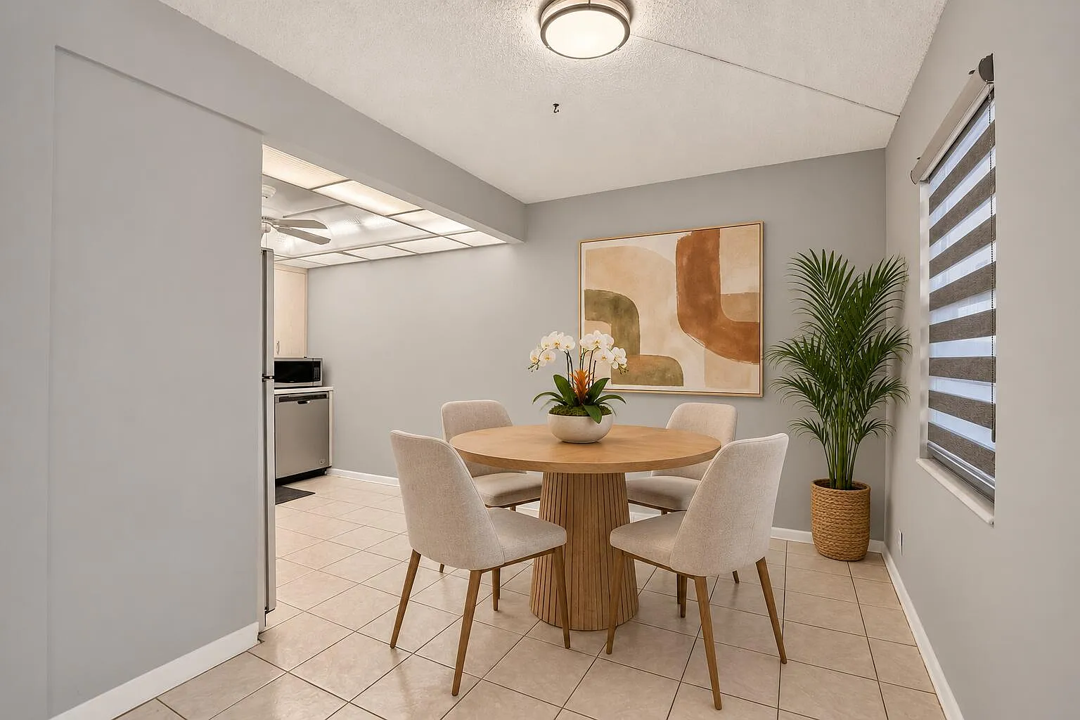 2 bed, 2.0 bath, 896 sqft, $1,670 — Photo 1