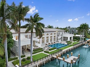 1470 Daytonia Rd, Miami Beach, FL 33141