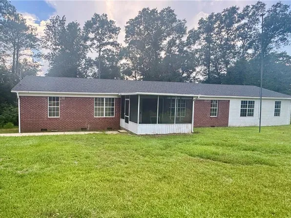 185 Sullivan Ln, Wagarville, AL 36585