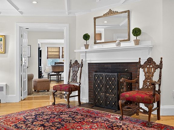 4th image of 78 Denton Rd