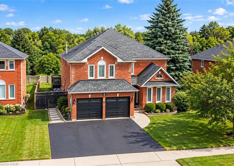 1st image of 554 Grand Ridge Dr