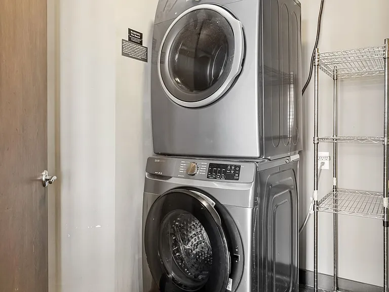 1510 Demonbreun St #702 — Photo 10