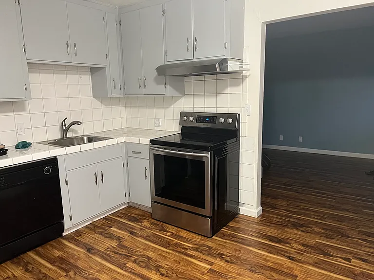 5137 Lapa Dr #4 — Photo 1