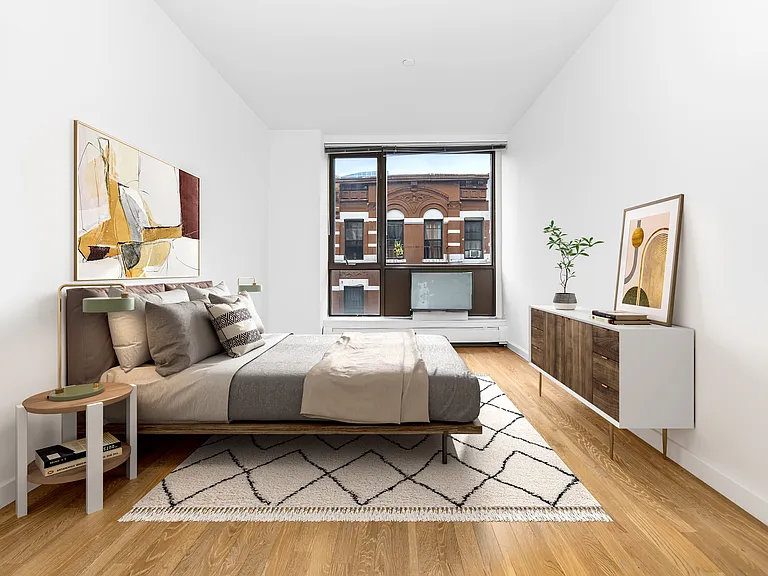 90 Clinton St #2D — Photo 2