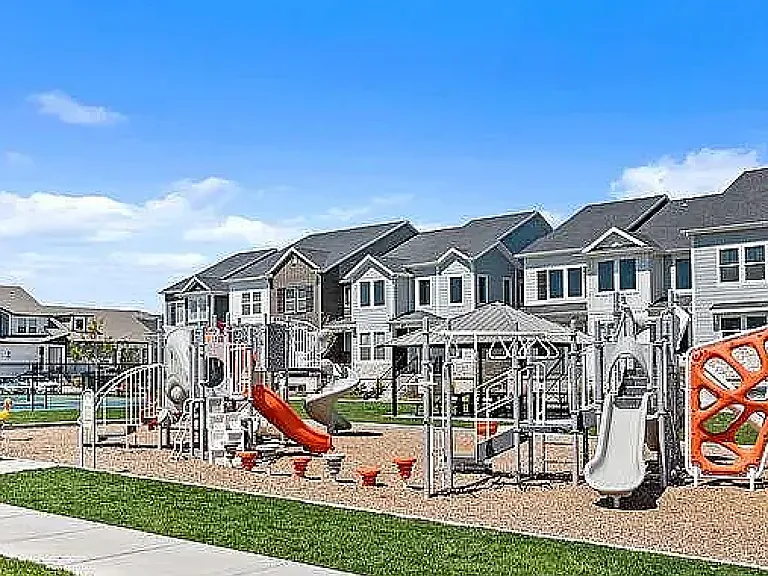 1087 N Sawtooth Way #GG203 — Photo 24