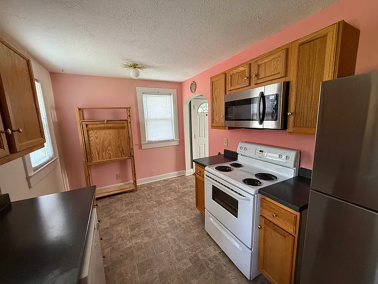 3300 Miami St — Photo 17