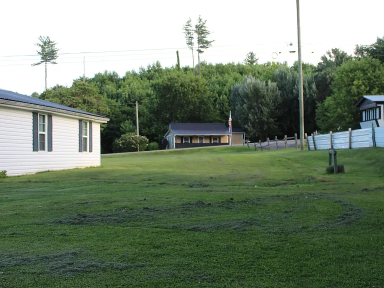 2864 Highway 421 N — Photo 5