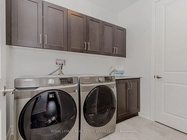 3334 Harasym Trl — Photo 30