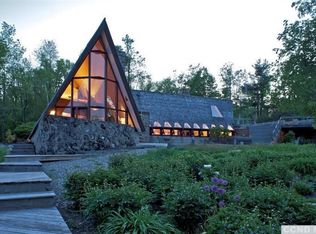 121 Top Of Dean Hill Rd, Canaan, NY 12029