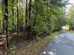 4 Marci Ln, Sautee Nacoochee, GA 30571