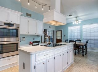 17515 Shelburne Ln, Spring, TX 77379