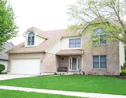 1108 Parkview Cir photo 1
