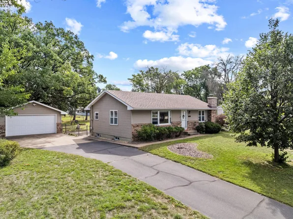 10143 Cottonwood St NW, Coon Rapids, MN 55448