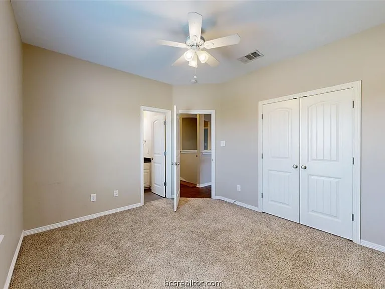 2706 Horse Haven Ln — Photo 26