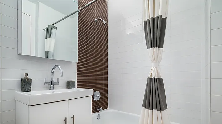 Rented by Oxford Property Group | media 13