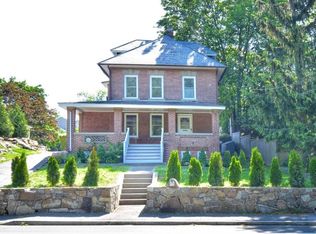 149 Lake Ave, Greenwich, CT 06830