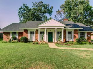 19 Woodcliff Dr, Texarkana, TX 75503