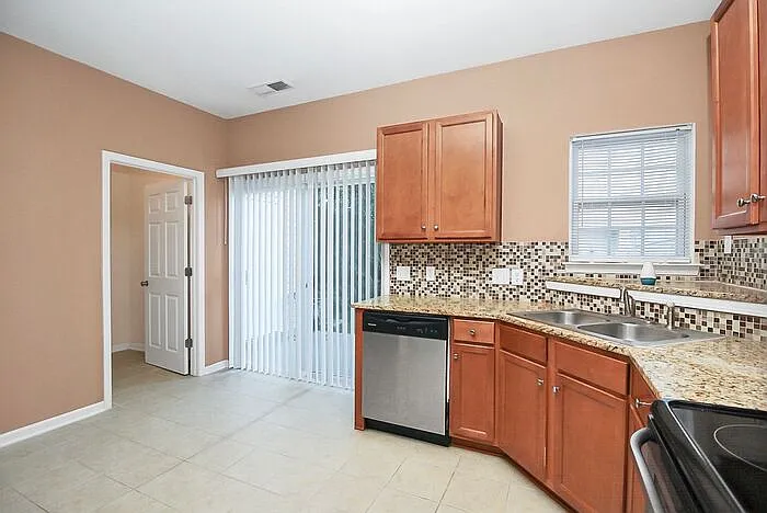 3558 Calpella Ct — Photo 19
