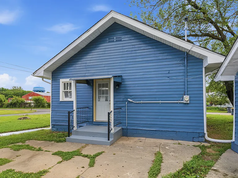 2446 Morton St — Photo 19