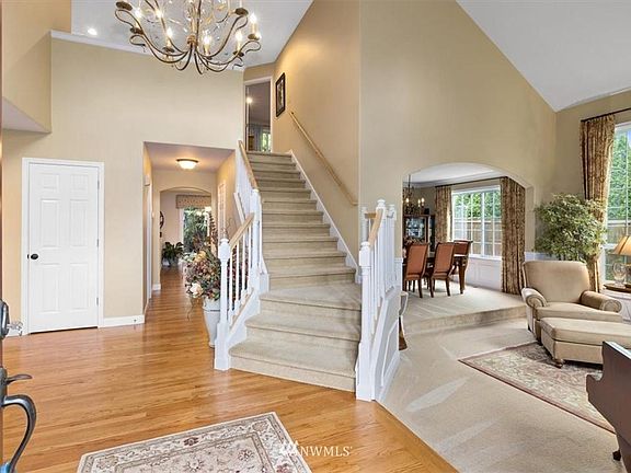 4th image of 1417 181st Pl SW