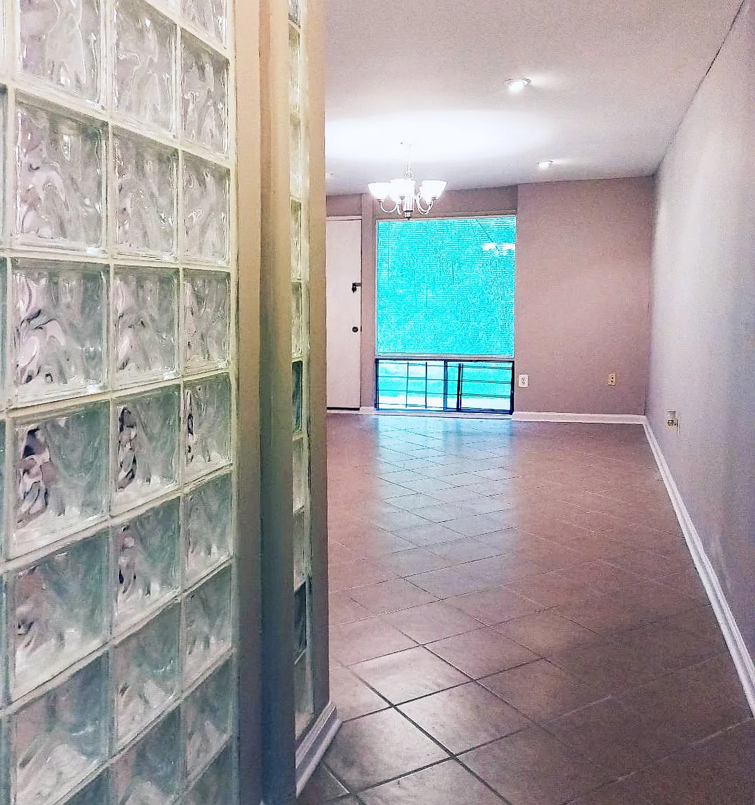 Great 1 Bedroom Apartment — Photo 3