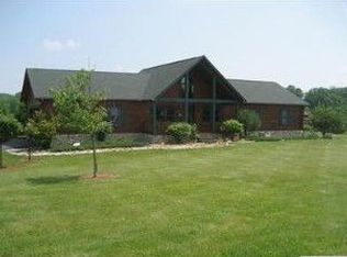 1410 N Ridgewood Dr, Albion, IN 46701