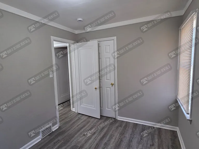 16461 Rossini Dr — Photo 10