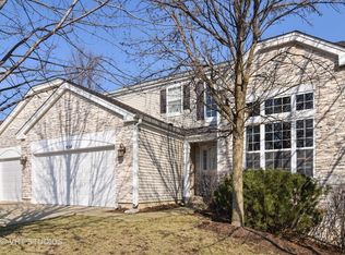 954 High Point Ln, Streamwood, IL 60107