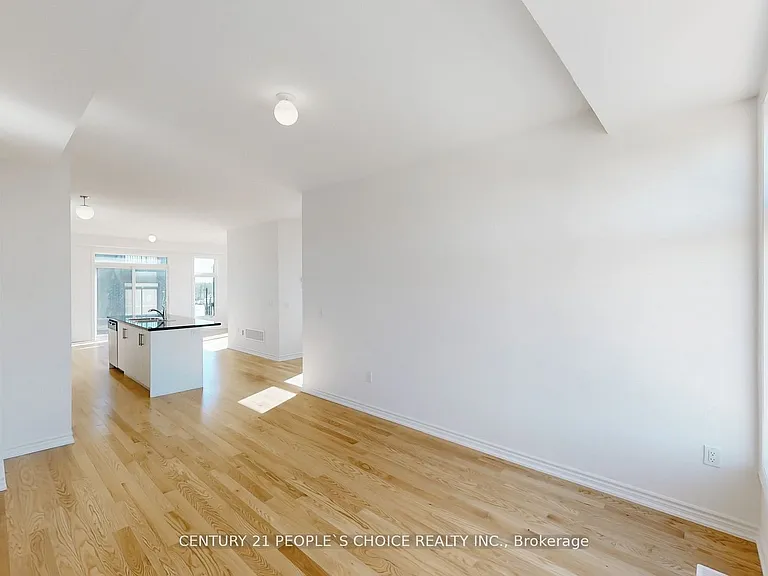 37 Drainie St — Photo 20