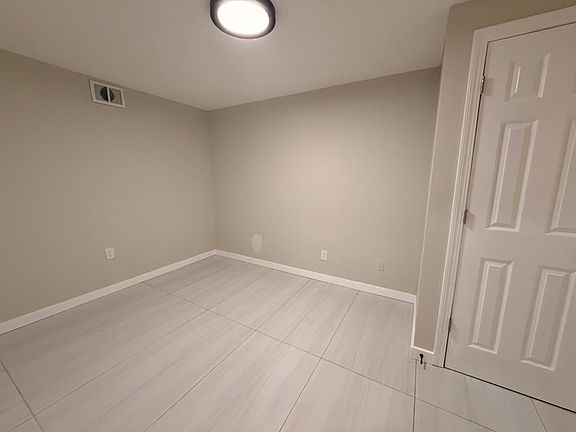 2nd image of 64 Chamberlain St #12B