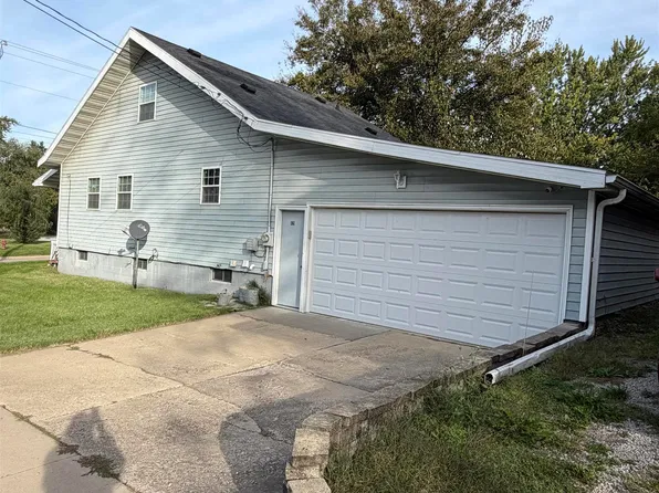 839 S 12th St, Centerville, IA 52544