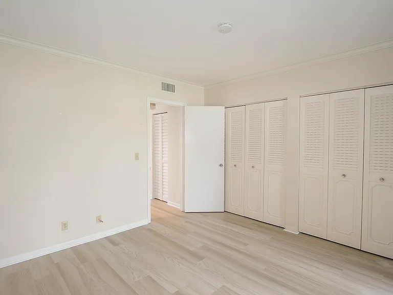 3240 Lake Osborne Dr #208 — Photo 13