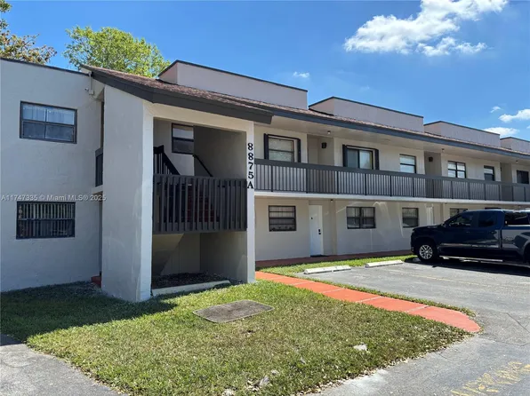 8875 Fontainebleau Blvd APT 202, Miami, FL 33172
