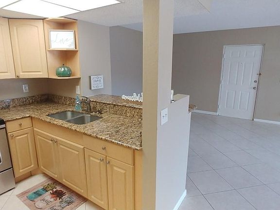 4th image of 1534 SE Royal Green Cir #107