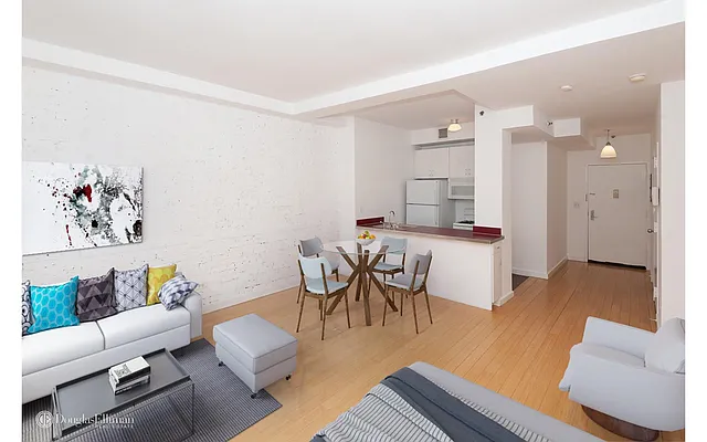 Rented by Douglas Elliman | media 36