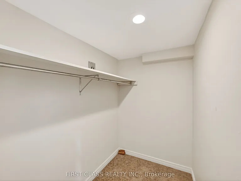 20173 Bathurst St — Photo 17