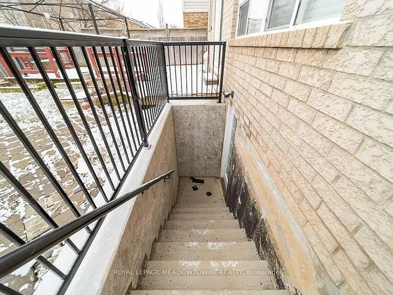 1036 Yates Dr — Photo 19