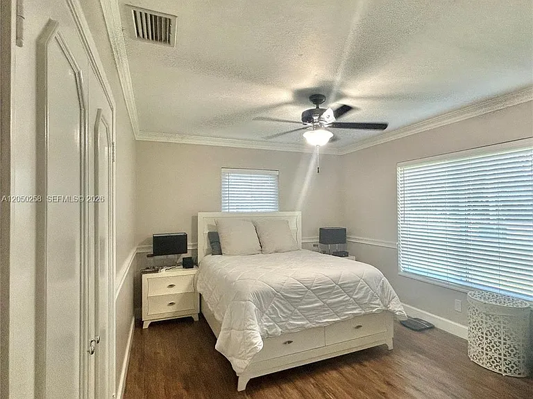416 Bayberry Dr — Photo 7
